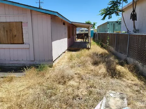 108 2nd St, Taft, CA 93268 photo 18