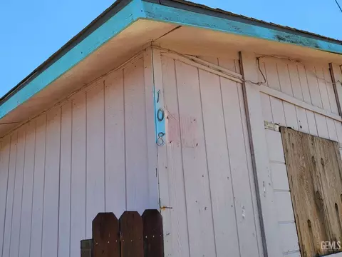 108 2nd St, Taft, CA 93268 photo 6