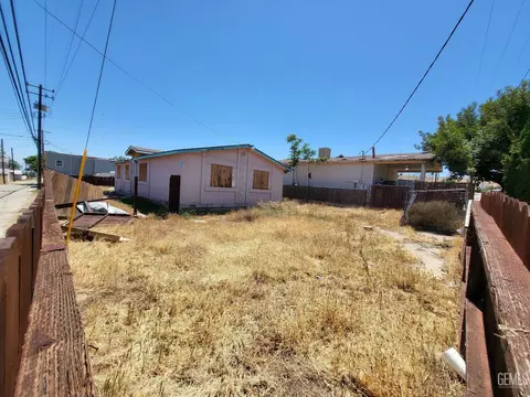 108 2nd St, Taft, CA 93268 photo 5