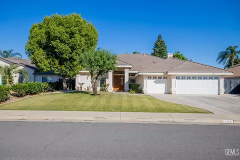 5314 Windriver Dr, Bakersfield, CA 93312