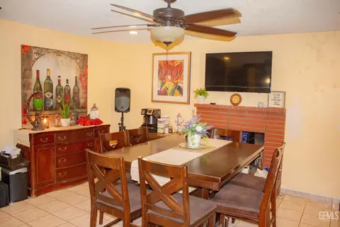 Dining - 609 Griffith Ave, Wasco, CA 93280 photo 1 of 3