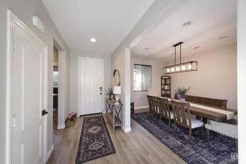 Entry Way - 15736 Cusano Pl, Bakersfield, CA 93314 photo 1 of 5