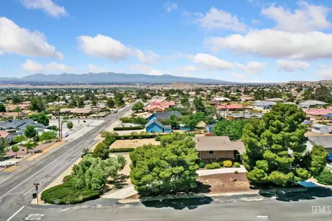 View/Area - 19115 Kaibab Rd, Apple Valley, CA 92307 photo 3 of 7