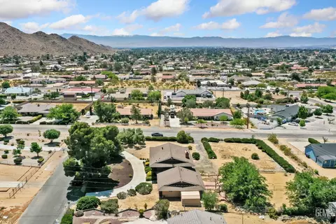 View/Area - 19115 Kaibab Rd, Apple Valley, CA 92307 photo 6 of 7