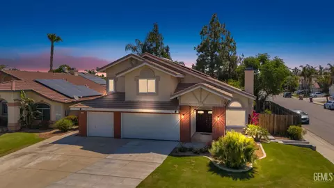 3812 Paseo Airosa, Bakersfield, CA 93311