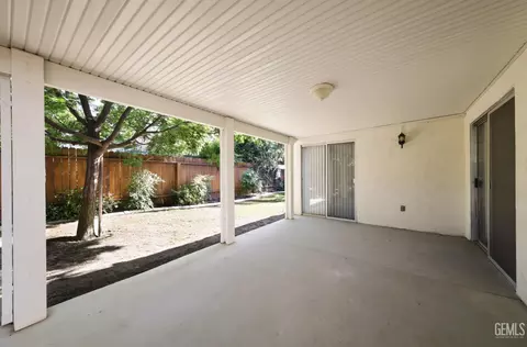4113 Cyclone Dr, Bakersfield, CA 93313 photo 23