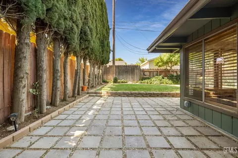 108 Brentwood Dr, Tehachapi, CA 93561 photo 38
