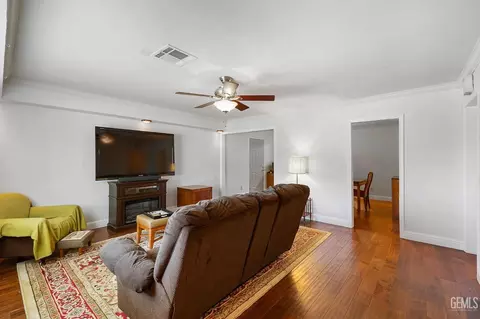 108 Brentwood Dr, Tehachapi, CA 93561 photo 10