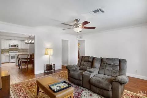 108 Brentwood Dr, Tehachapi, CA 93561 photo 8