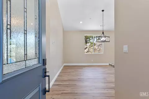 28880 Birkdale, Tehachapi, CA 93561 photo 7