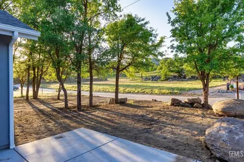 28880 Birkdale, Tehachapi, CA 93561 photo 6