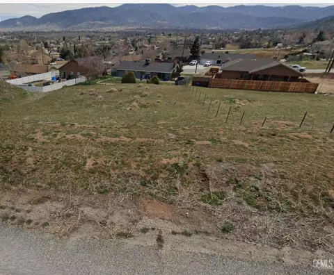 21020 Quail Springs Rd, Tehachapi, CA 93561 photo 5