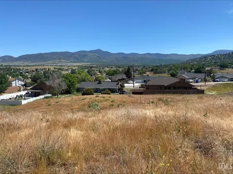 21020 Quail Springs Rd, Tehachapi, CA 93561 photo 1