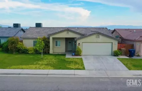 5511 Tierra Abierta Dr, Bakersfield, CA 93307