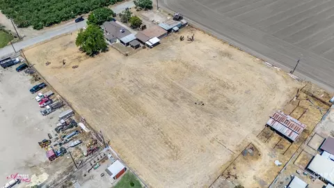 12736 Eberle Rd, Bakersfield, CA 93313 photo 63