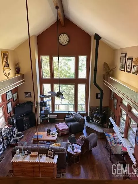 30000 Jack Springs Rd, Tehachapi, CA 93561 photo 4