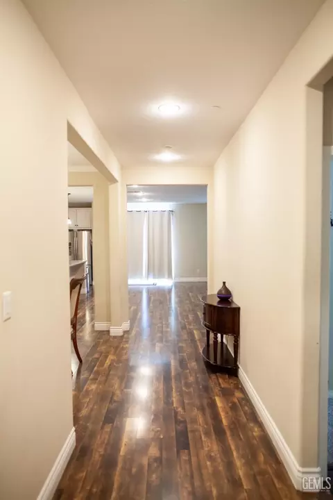 5411 Upton Ave, Bakersfield, CA 93313 photo 8