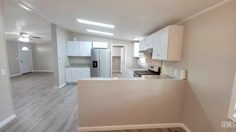 6601 Eucalyptus Dr #252, Bakersfield, CA 93306 photo 9