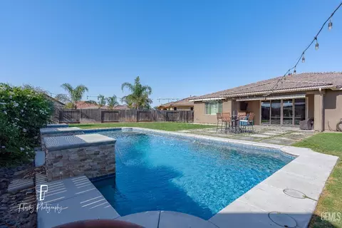 326 Longhurst Dr, Bakersfield, CA 93314 photo 42