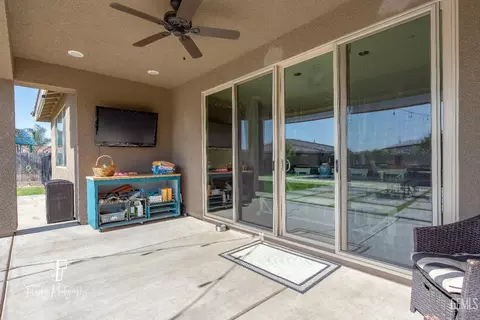 326 Longhurst Dr, Bakersfield, CA 93314 photo 38