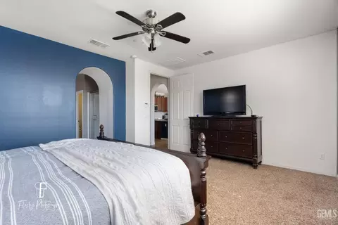 326 Longhurst Dr, Bakersfield, CA 93314 photo 33