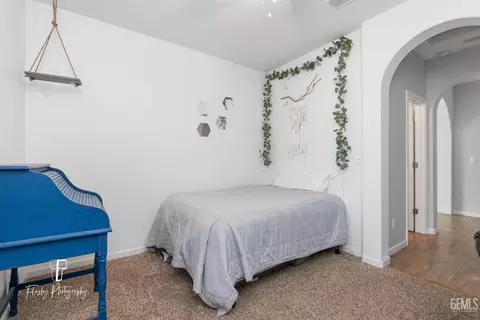 326 Longhurst Dr, Bakersfield, CA 93314 photo 13