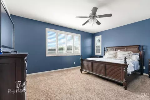 326 Longhurst Dr, Bakersfield, CA 93314 photo 31