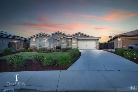 326 Longhurst Dr, Bakersfield, CA 93314 photo 1