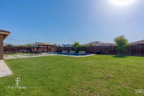 326 Longhurst Dr, Bakersfield, CA 93314 photo 48