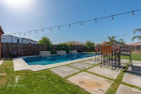 326 Longhurst Dr, Bakersfield, CA 93314 photo 40