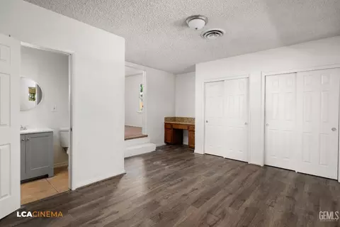 Other - 705 Garratt St, Taft, CA 93268 photo 3 of 4