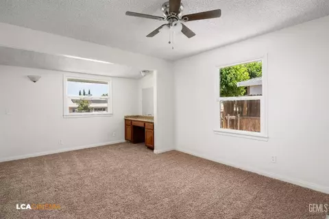 Bedroom - 705 Garratt St, Taft, CA 93268 photo 2 of 3