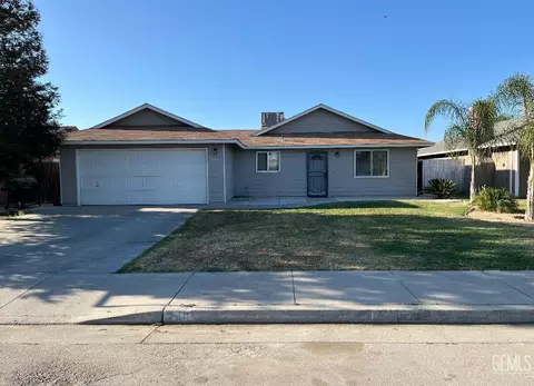 Exterior - 240 Frances Ave, Shafter, CA 93263 photo 1 of 1