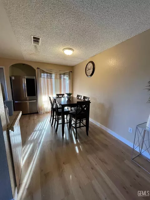 Dining - 240 Frances Ave, Shafter, CA 93263 photo 1 of 1