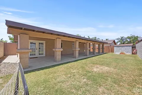 876 Verde St, Shafter, CA 93263 photo 35