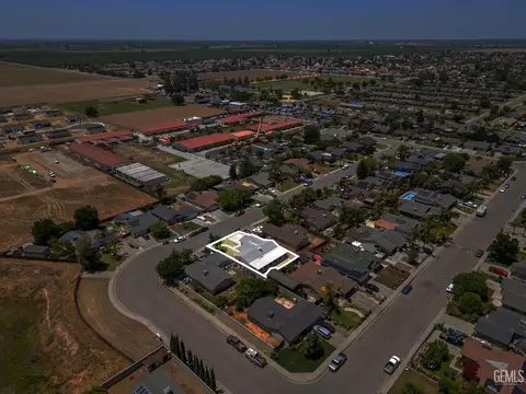 876 Verde St, Shafter, CA 93263 photo 39