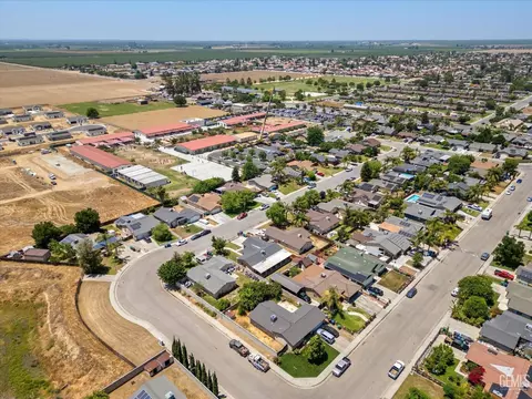 876 Verde St, Shafter, CA 93263 photo 45