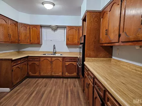 1109 Griffith Ave, Wasco, CA 93280 photo 7