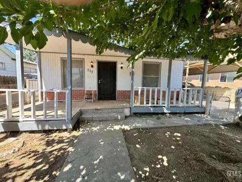 117 Jackson St, Taft, CA 93268 photo 1