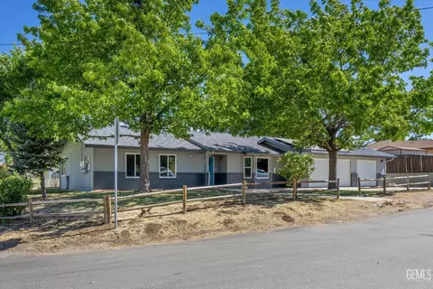 Exterior - 19700 Piedra Dr, Tehachapi, CA 93561 photo 4 of 10
