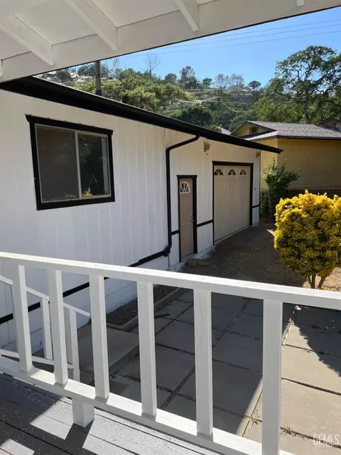 Exterior - 120 Gary St, Bodfish, CA 93205 photo 10 of 13