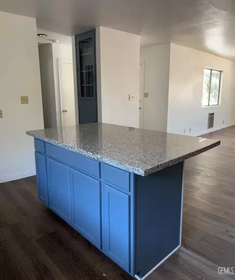 Kitchen - 120 Gary St, Bodfish, CA 93205 photo 2 of 5