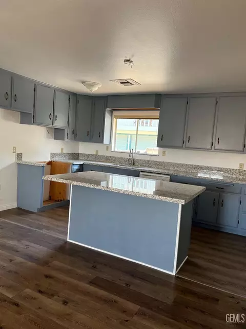 Kitchen - 120 Gary St, Bodfish, CA 93205 photo 1 of 5