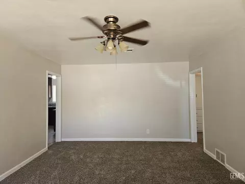 1617 1st St, Wasco, CA 93280 photo 6