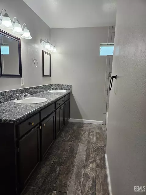 1617 1st St, Wasco, CA 93280 photo 12
