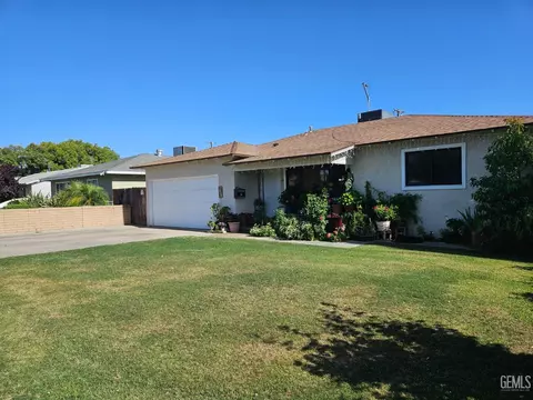 1617 1st St, Wasco, CA 93280 photo 3