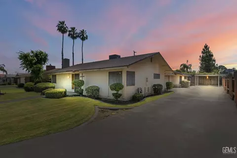 1901 Canter Way, Bakersfield, CA 93309