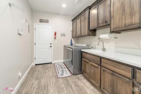 Other - 10319 Bluffshadow Dr, Bakersfield, CA 93306 photo 5 of 15
