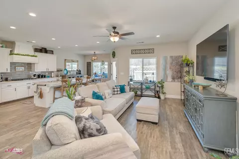 Other - 10319 Bluffshadow Dr, Bakersfield, CA 93306 photo 1 of 15