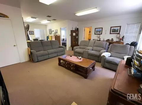 Living - 7533 E Chapinite Ave, Cantil, CA 93519 photo 1 of 1